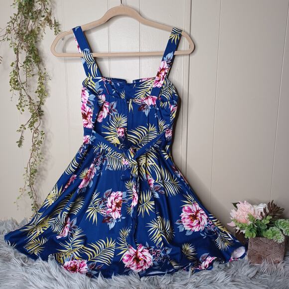 Ixia Modcloth Floral Retro Pinup Rockabilly Travel Cruise Dress Size M USA - Picture 2 of 6